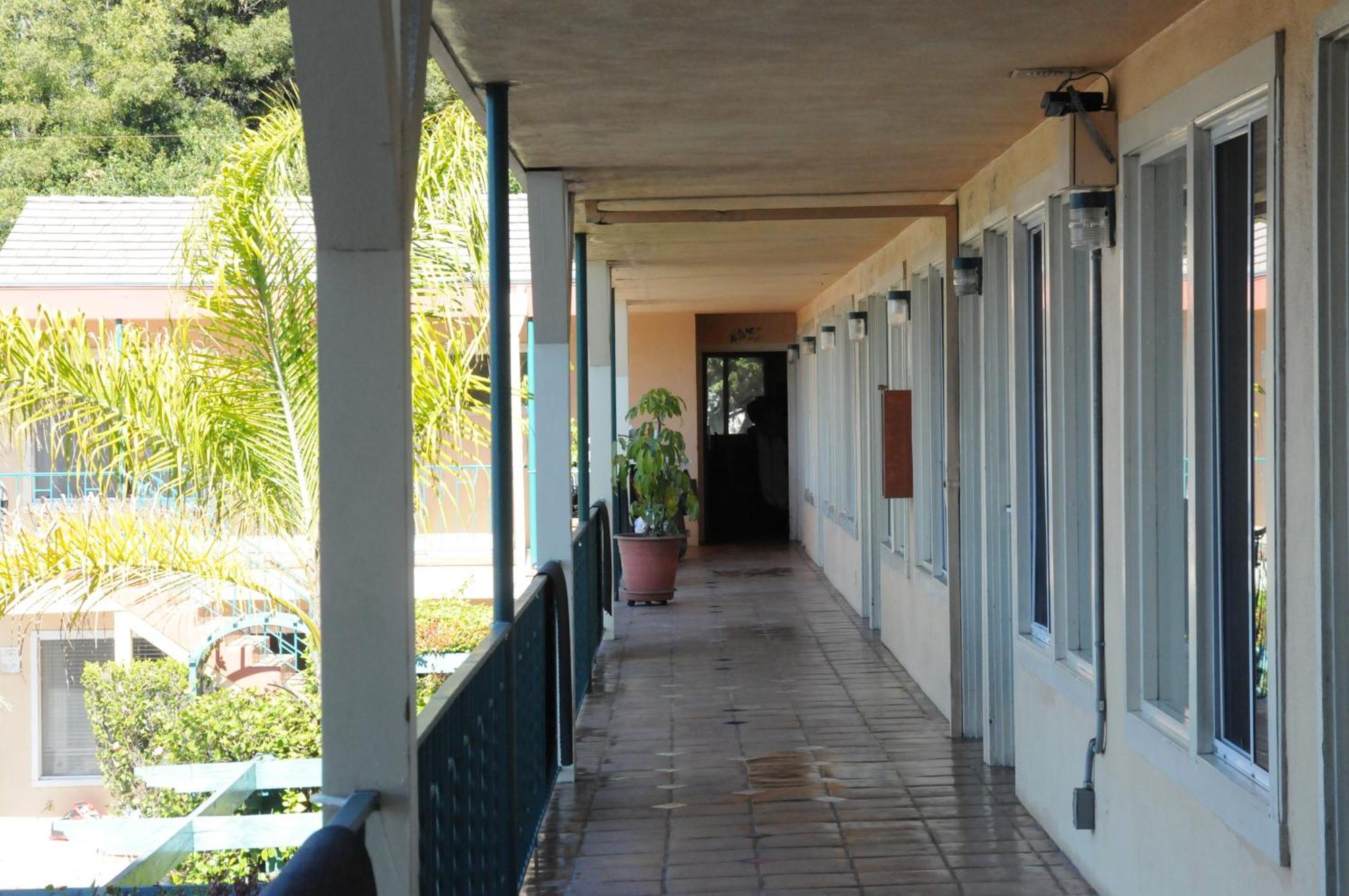 Oasis Inn&Suites Santa Barbara Eksteriør bilde