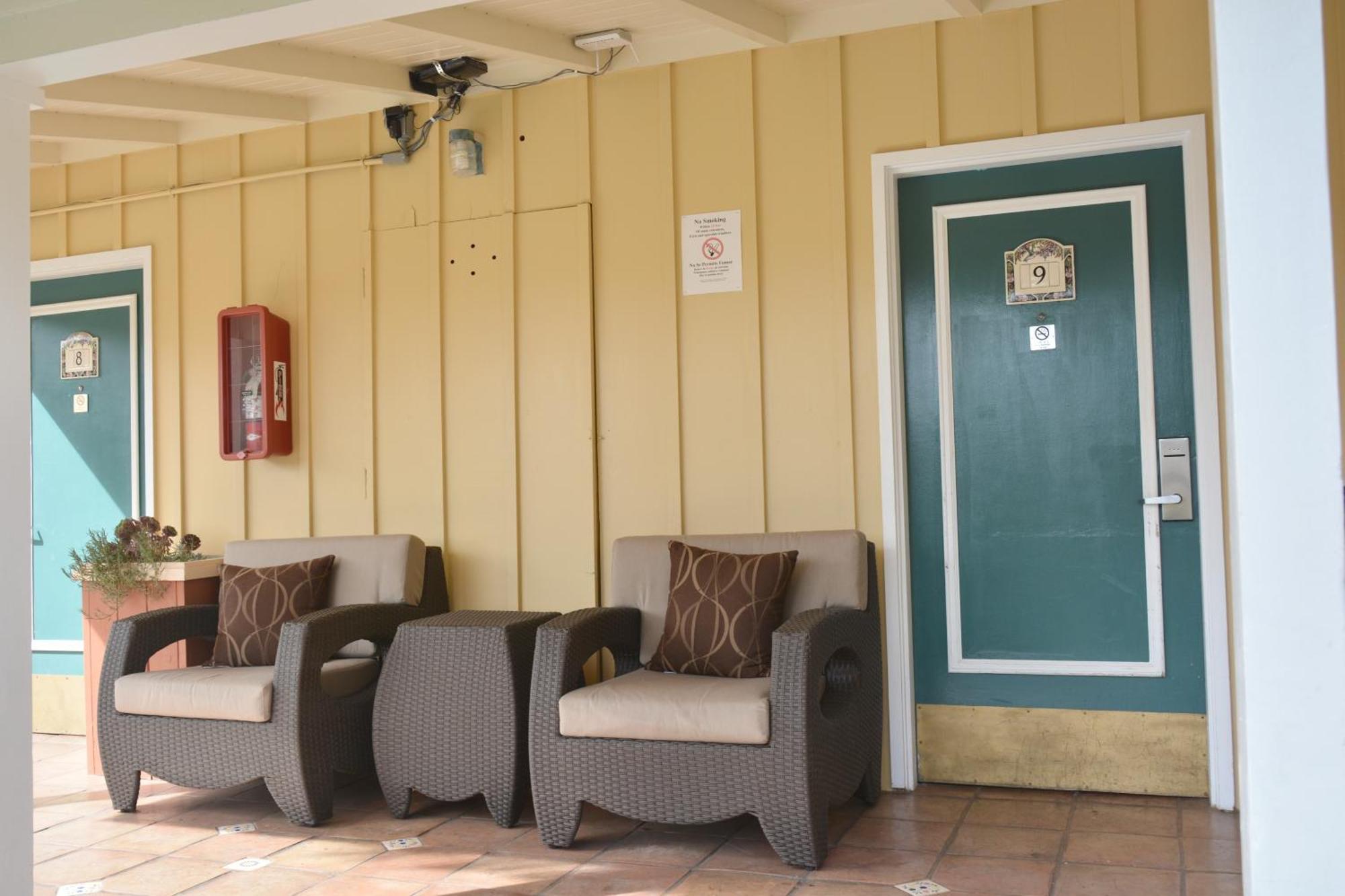 Oasis Inn&Suites Santa Barbara Eksteriør bilde