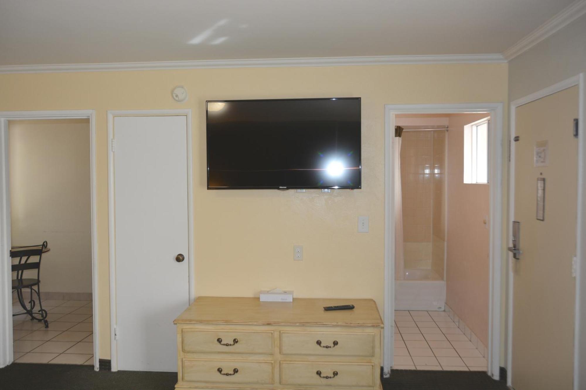 Oasis Inn&Suites Santa Barbara Rom bilde