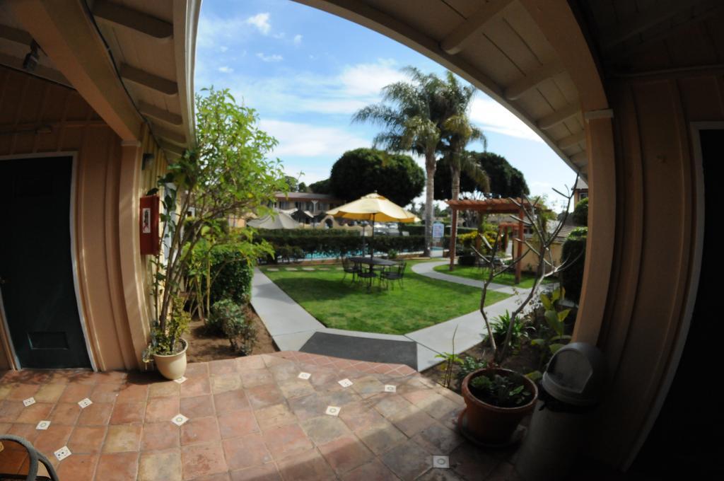Oasis Inn&Suites Santa Barbara Eksteriør bilde
